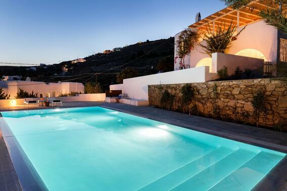 BougainVilla_Mykonos_swimming_pool