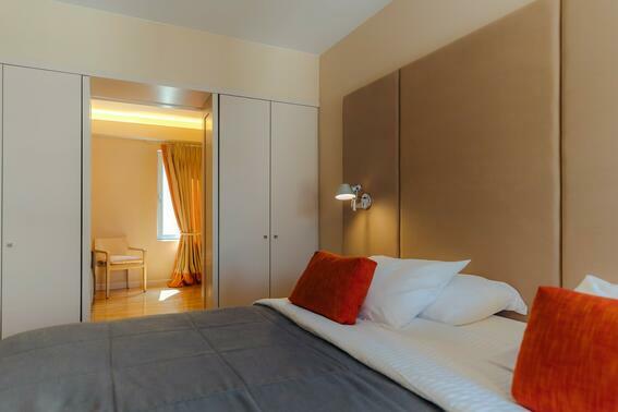 KOV08024_SUITE_410